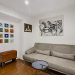 024 A - In The Heart Of Alfama Апартаменты *